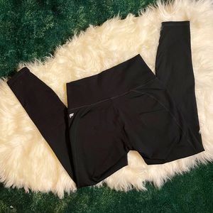 Fabletics powerhold, basic, black, compressive leggings!